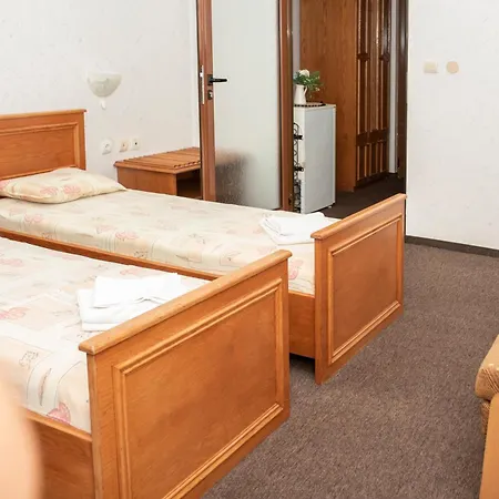Hotel комплекс плавис