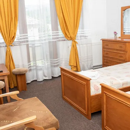 комплекс плавис Hotel 2*
