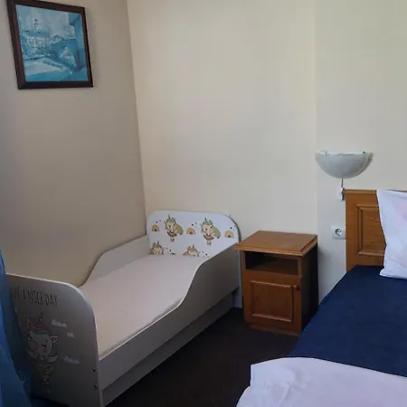 комплекс плавис Hotel