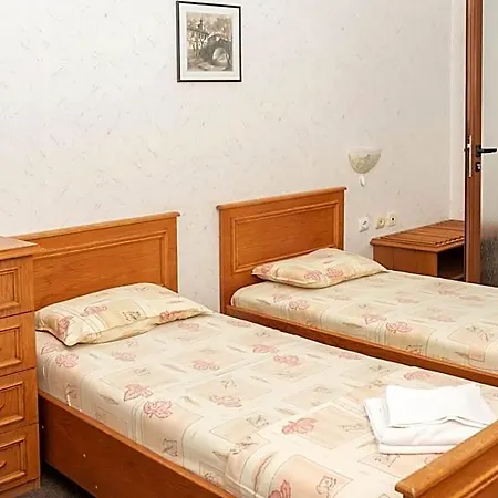 комплекс плавис Hotel