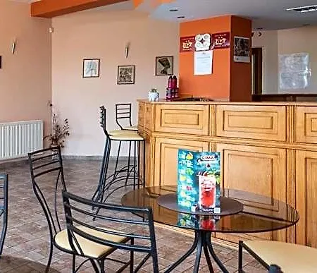 Hotel комплекс плавис 2*