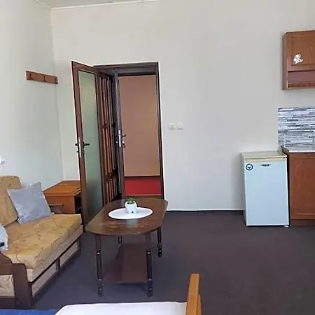 Hotel комплекс плавис