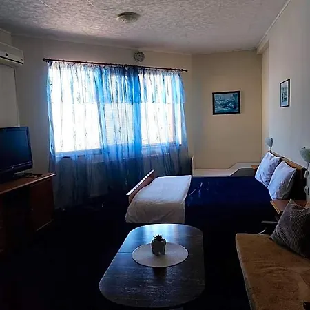 комплекс плавис Hotel