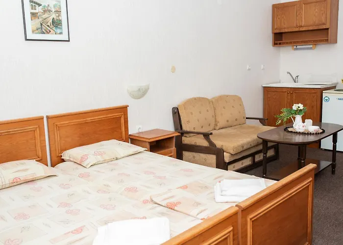 комплекс плавис 2* Tryavna