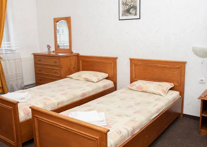 Otel комплекс плавис 2*